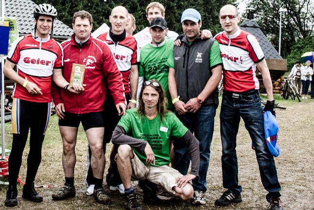 Radrennen Team Sponsor Geier Starkstromtechnik
