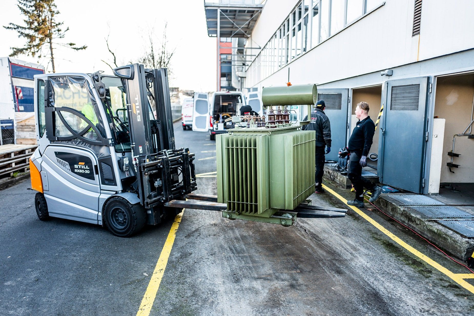 Trafo wird eingebaut