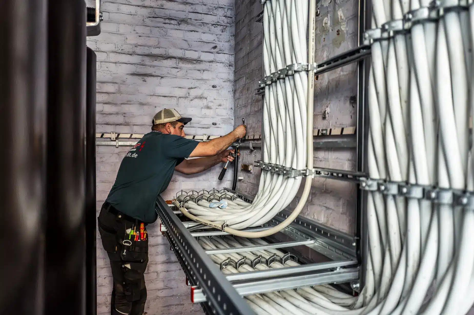 Hochstromkabel in Verseiltechnik am Transformatoranschluss